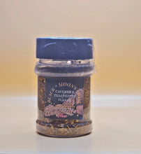 Load image into Gallery viewer, Cayenne and Thai Pepper Flakes

